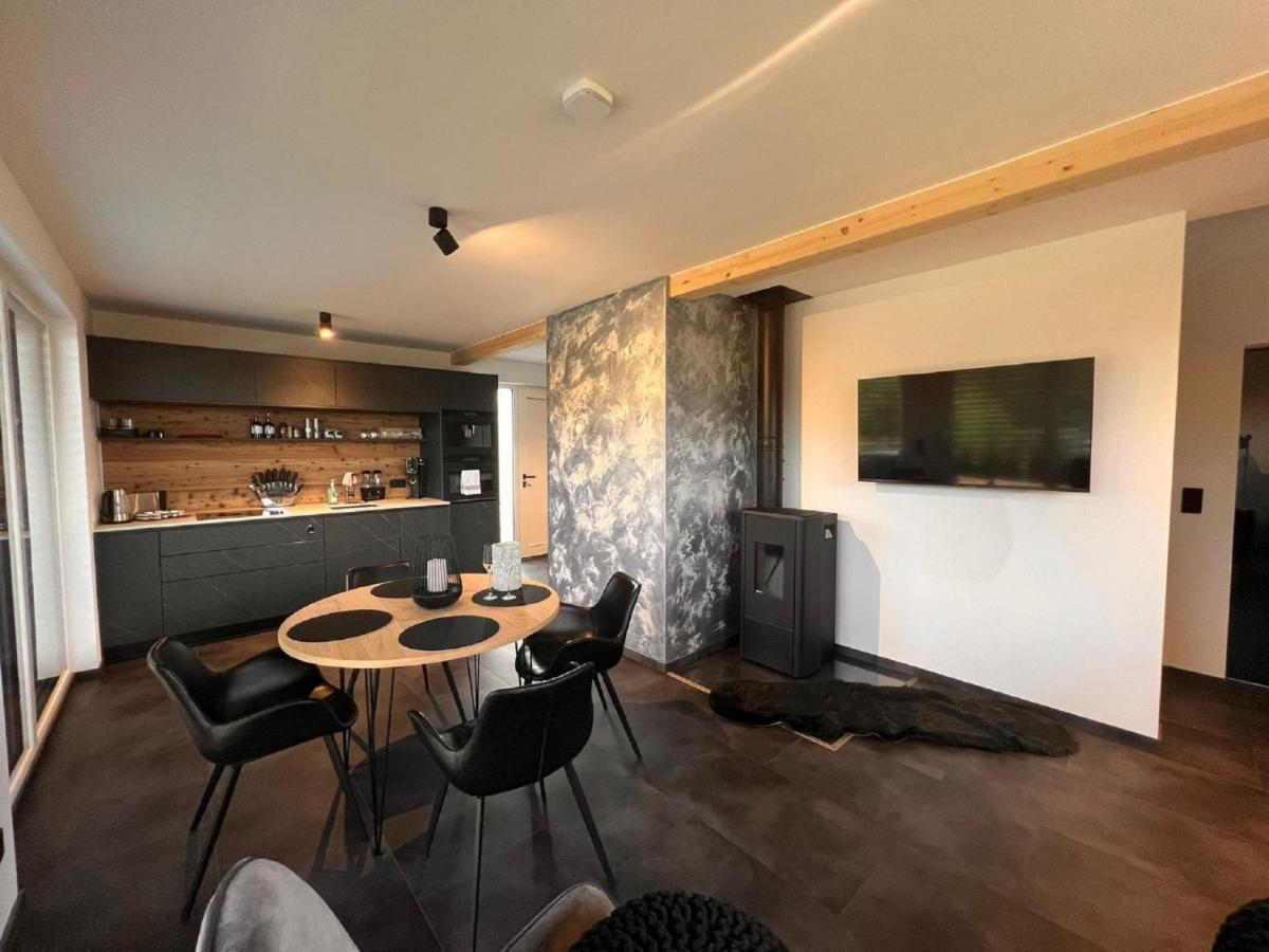 Chalet Deluxe ฟรายยุง ภายนอก รูปภาพ