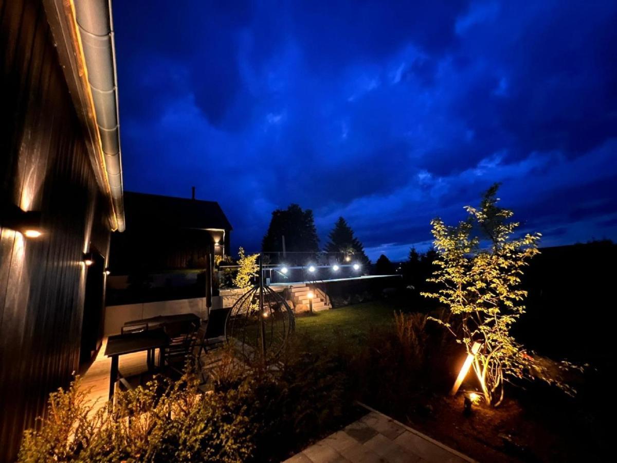 Chalet Deluxe ฟรายยุง ภายนอก รูปภาพ