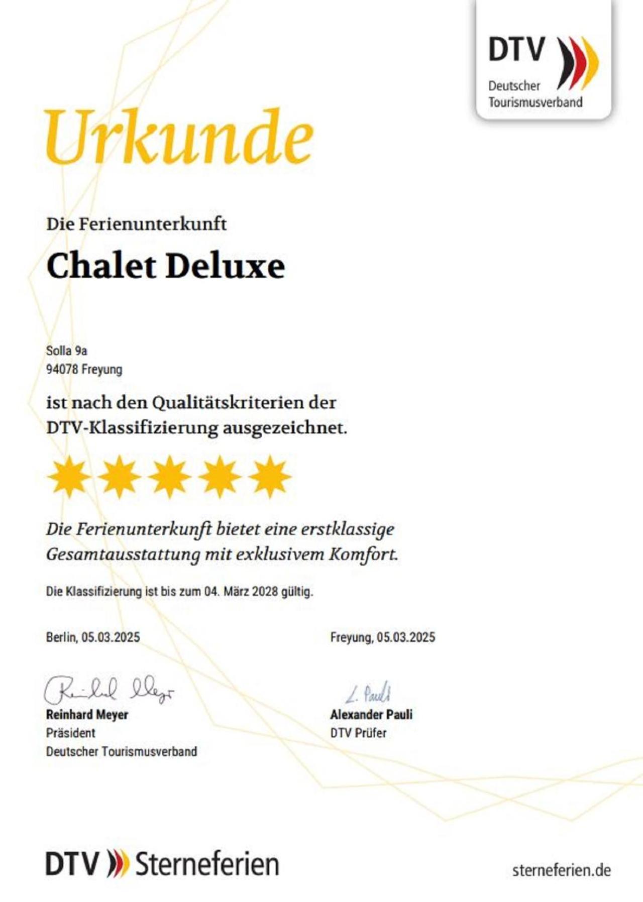 Chalet Deluxe ฟรายยุง ภายนอก รูปภาพ